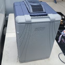 Coleman 40qt PowerChill 