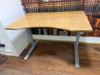 Uplift Bamboo Electric Standing Desk