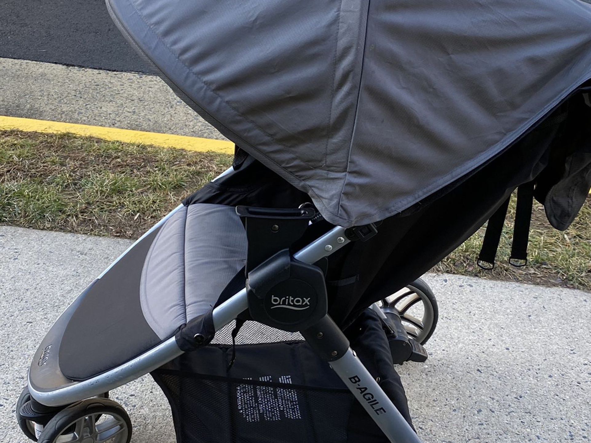 2016 Britax B-Agile lightweight stroller
