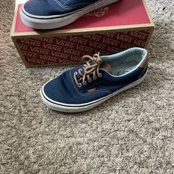 navy blue vans
