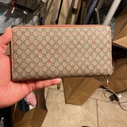 Gucci Wallet 