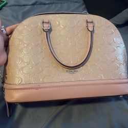 COACH LIGHT PINK BAG