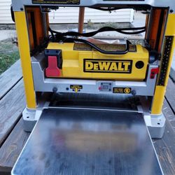 Dewalt