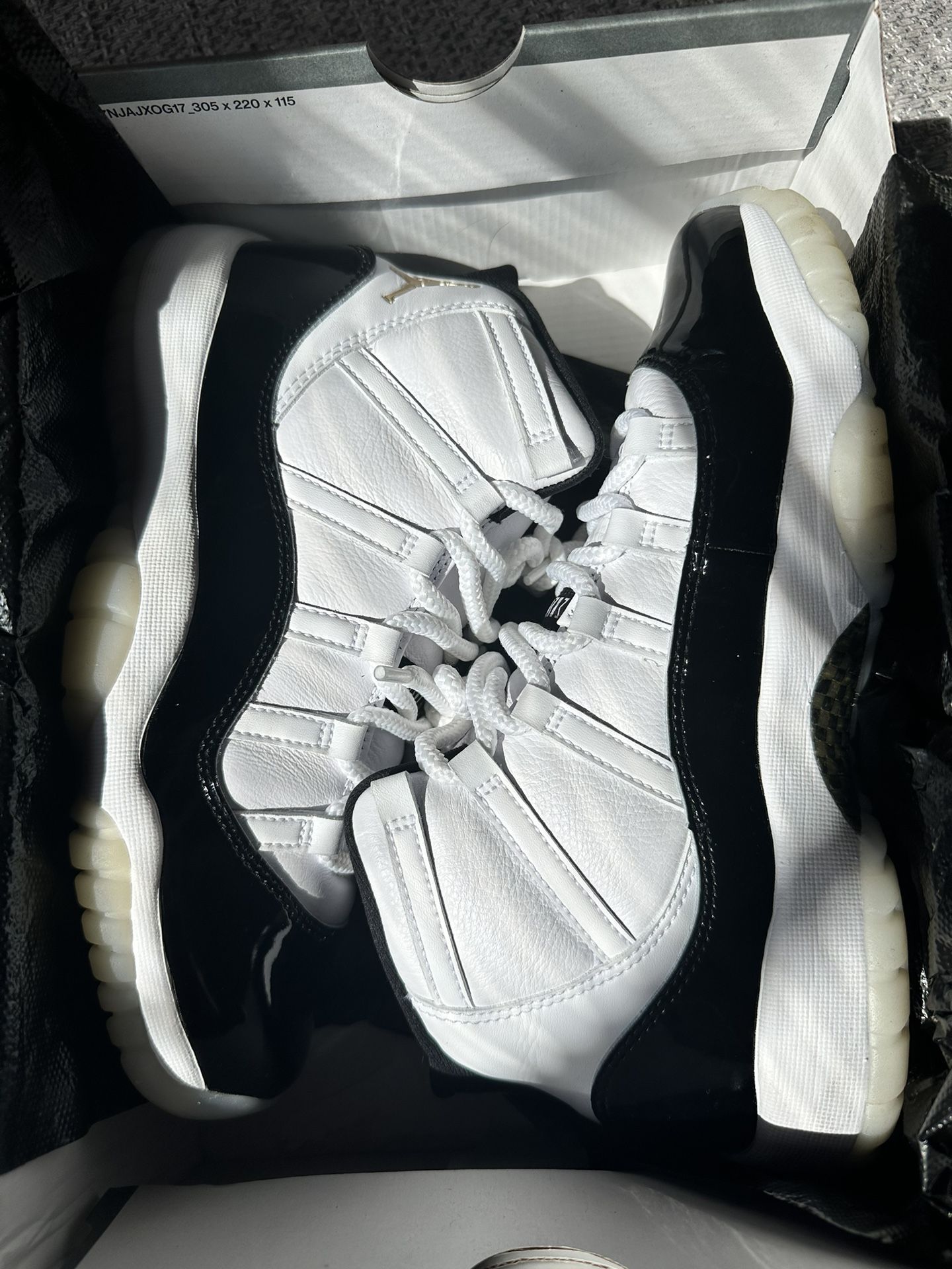 Retro Jordan 11 “gratitude/defining Moments”