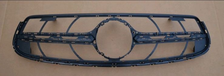 MERCEDES BENZ X253 GLC43 GLC63 FRONT BUMPER GRILLE BRACKET  2020 2021