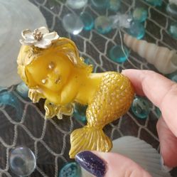 Baby Mermaid 