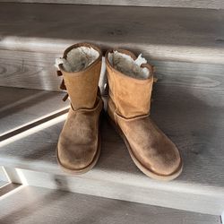 KOOLABURRA BY UGG BOOTS 