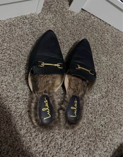 Lulus Fuzzy Flats