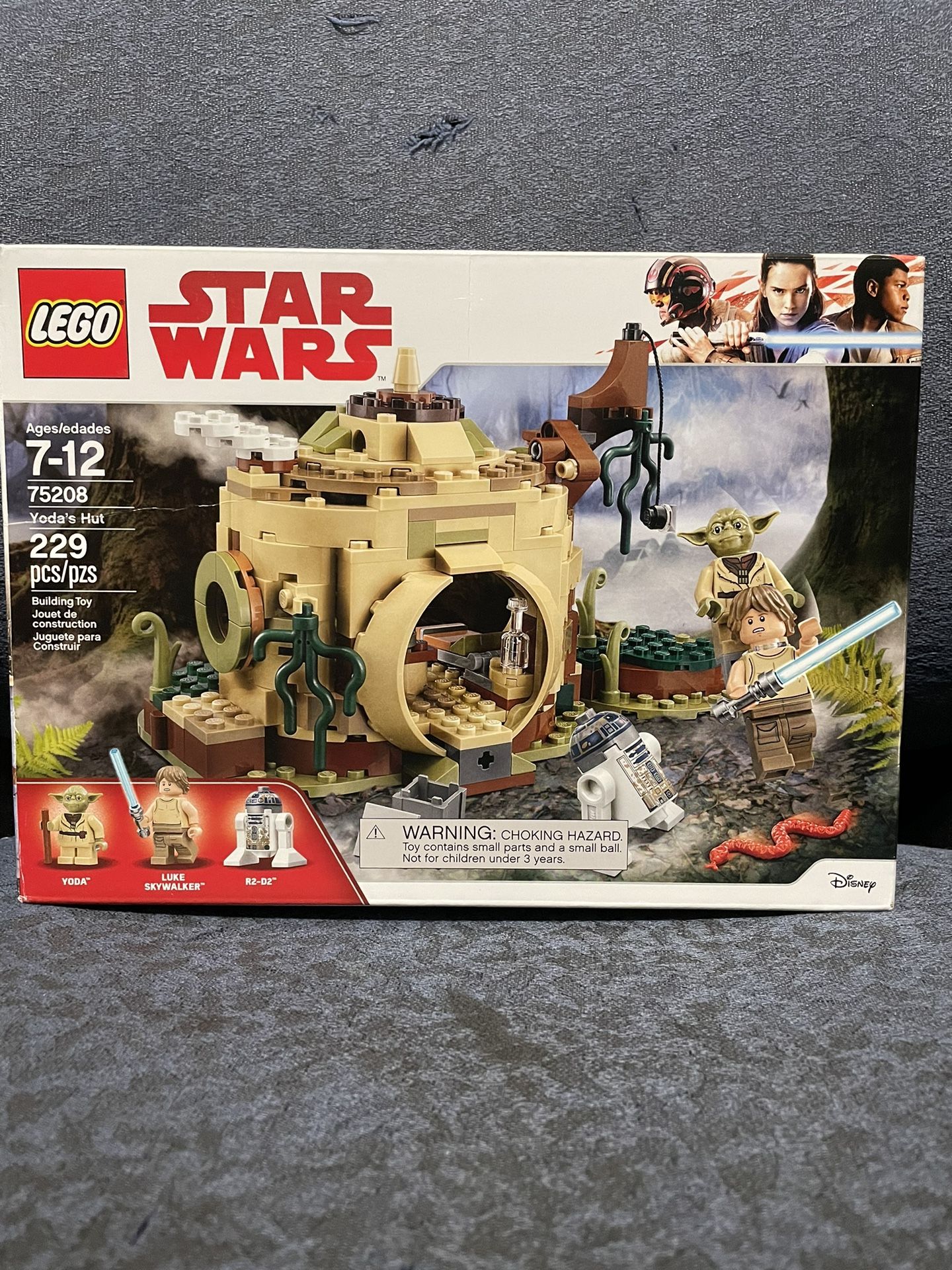 LEGO Star Wars TM Yoda's Hut 75208 Building Set (229 Pieces)