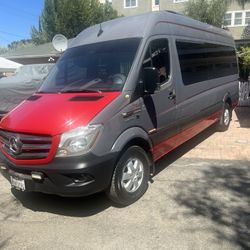 2018 Mercedes-Benz Sprinter 2500