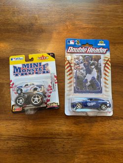 MLB Los Angeles Dodgers Collector Cars with Baseball Cards