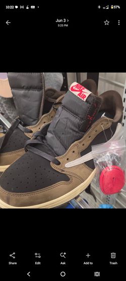 Travis Scott x Air Jordan 1 Low OG SP "Dark Mocha