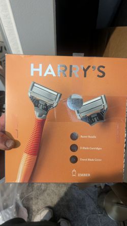 Harry's Chrome Edition Razor Set 13 Cartridges + 1 Handle