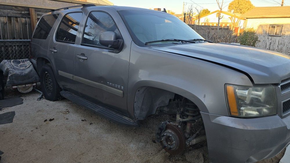 Parts TAHOE 2007