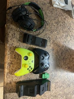 Xbox Controllers, Headset, and Charging Bundle