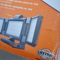 Ridgid 18v Hybrid Folding Panel Light (TOOL ONLY) 