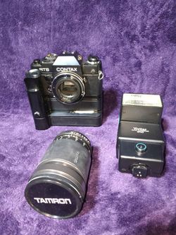 Vintage Contax Professional 35mm Camera Equipment