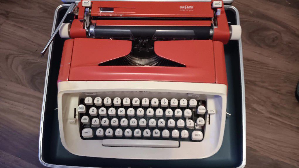 Vintage Retro Boho Mid Century MCM 1964 Orange Royal Safari Manual Portable Typewriter with Locking Case