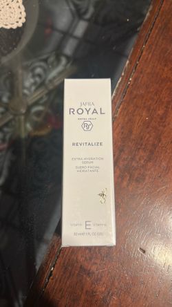 Suero facial hidratante con vitamina E Royal Jelly de Jafra nuevo