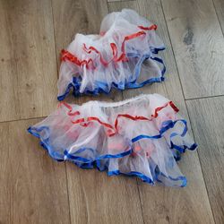 2 Tutus