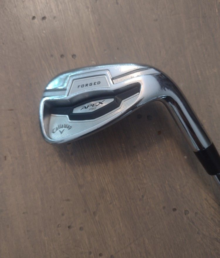 Callaway Apex Pro Pitching Wedge