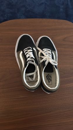 Vans Shoes Size 9