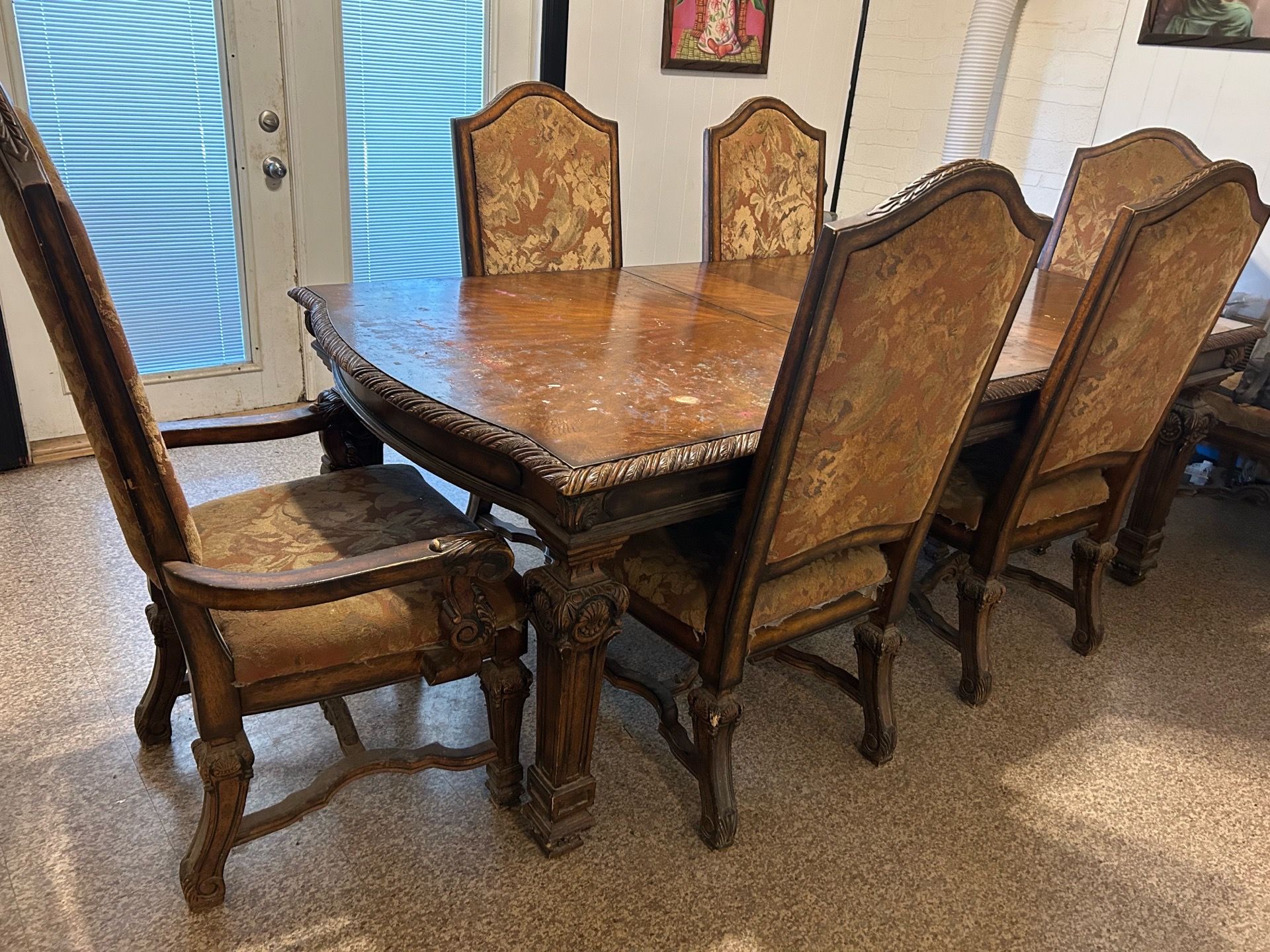 Dinning table solid oak 8 person