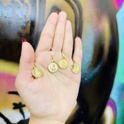 14k Religious Pendants