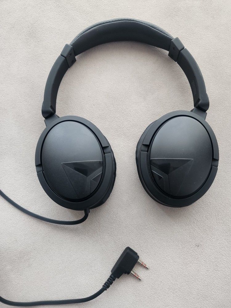 Delta Airlines Headphones