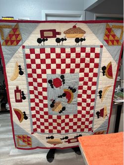 Vintage Handmade Picnic Ant Theme Patchwork Quilt Blanket