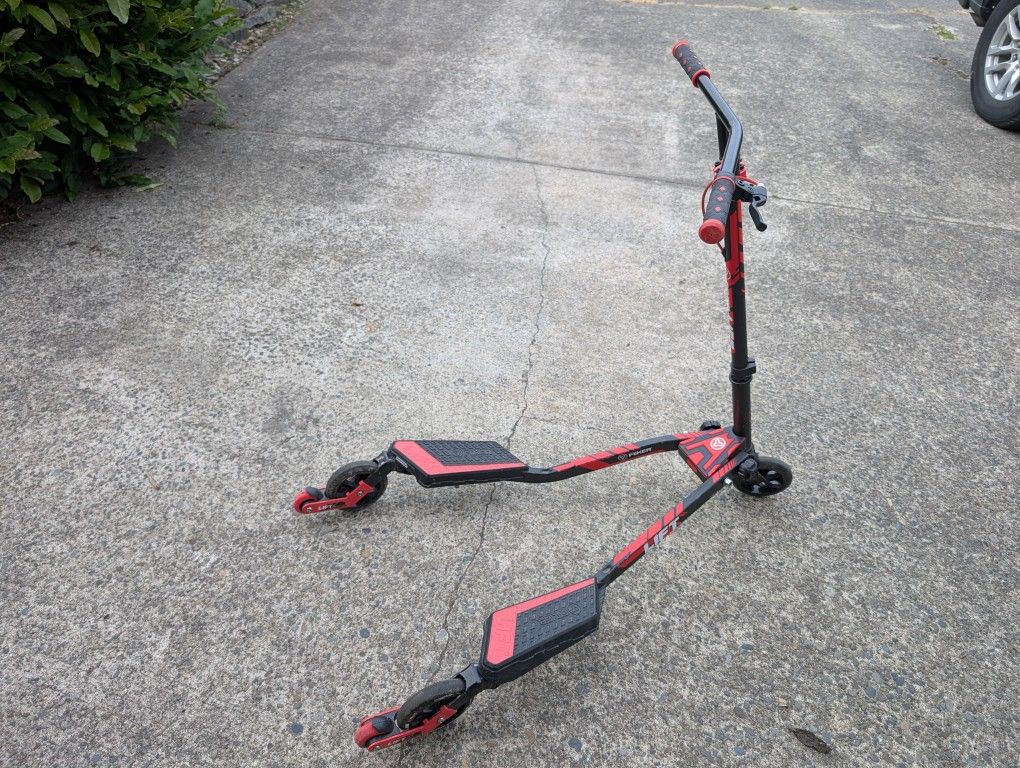 Ryker Lyft Scooter