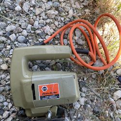 BLACK N DECKER 2 SPEED JIG SAW