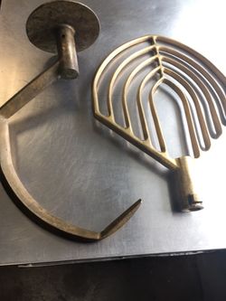 Mixer whips