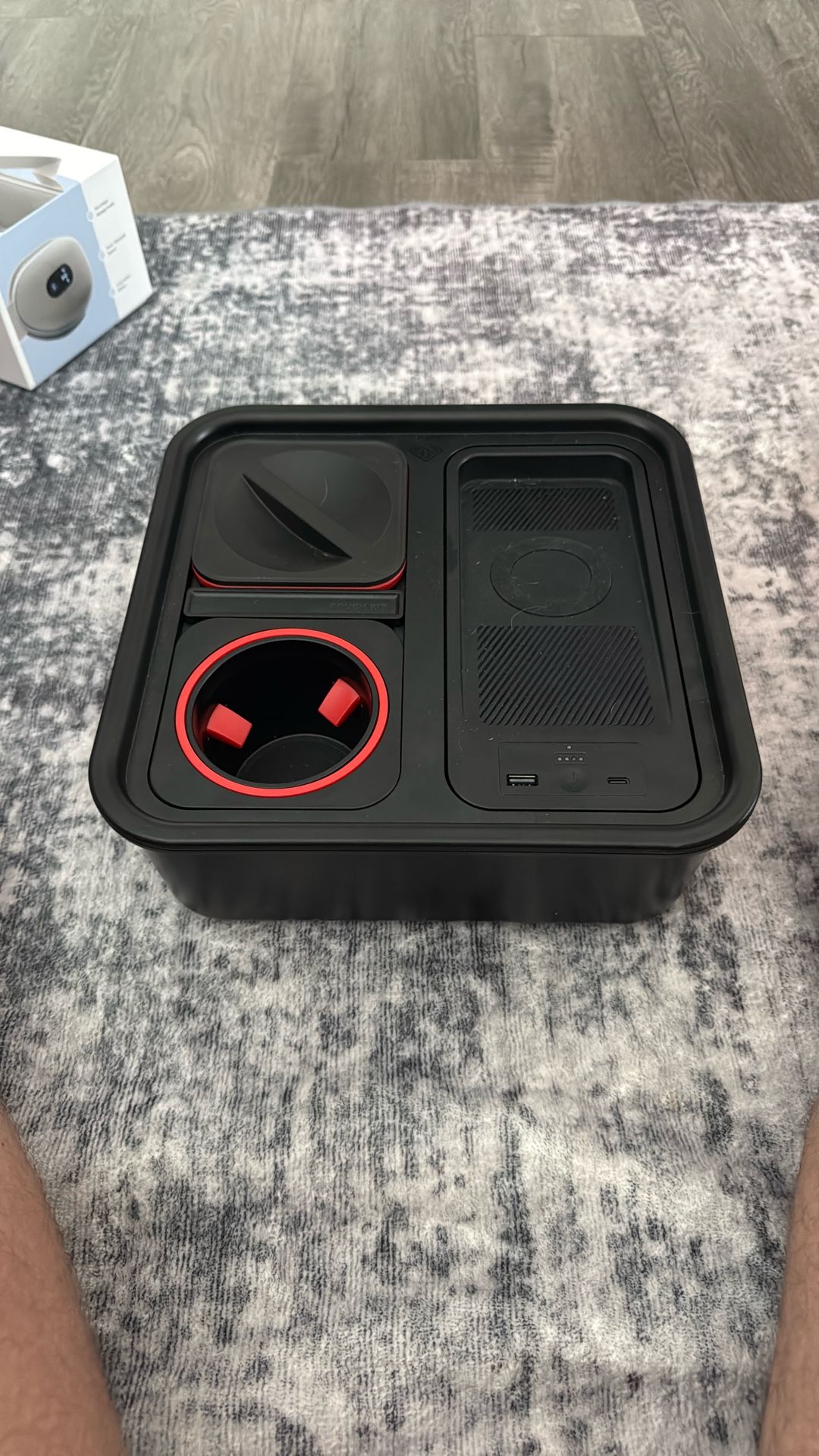 CouchConsole - Cupholder And Charger