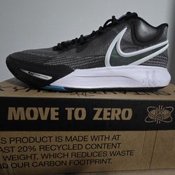 Brand new Nike Kyrie 8