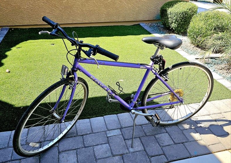 REI i Hybrid Novara Corsa 18 Speed Bicycle