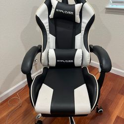 Office Chair. Brand New Condition 