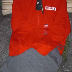 FIRM IN MERCED‼️NO TRADES NEW WITH TAGS SIZE LARGE