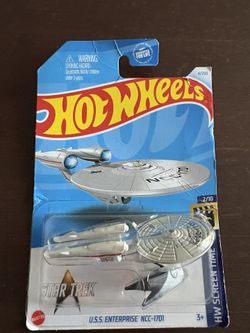Hot Wheels U.S.S. Enterprise NCC-1701 Fantasy Main Line 