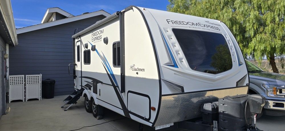 2021 Coachmen Freedom Express 192RBS