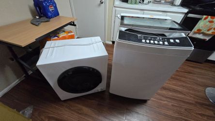 Black + Decker Portable washer and dryer