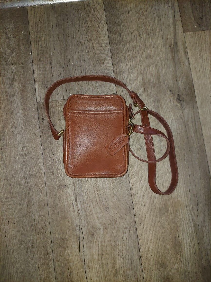 Vintage COACH crossbody Leather Bag