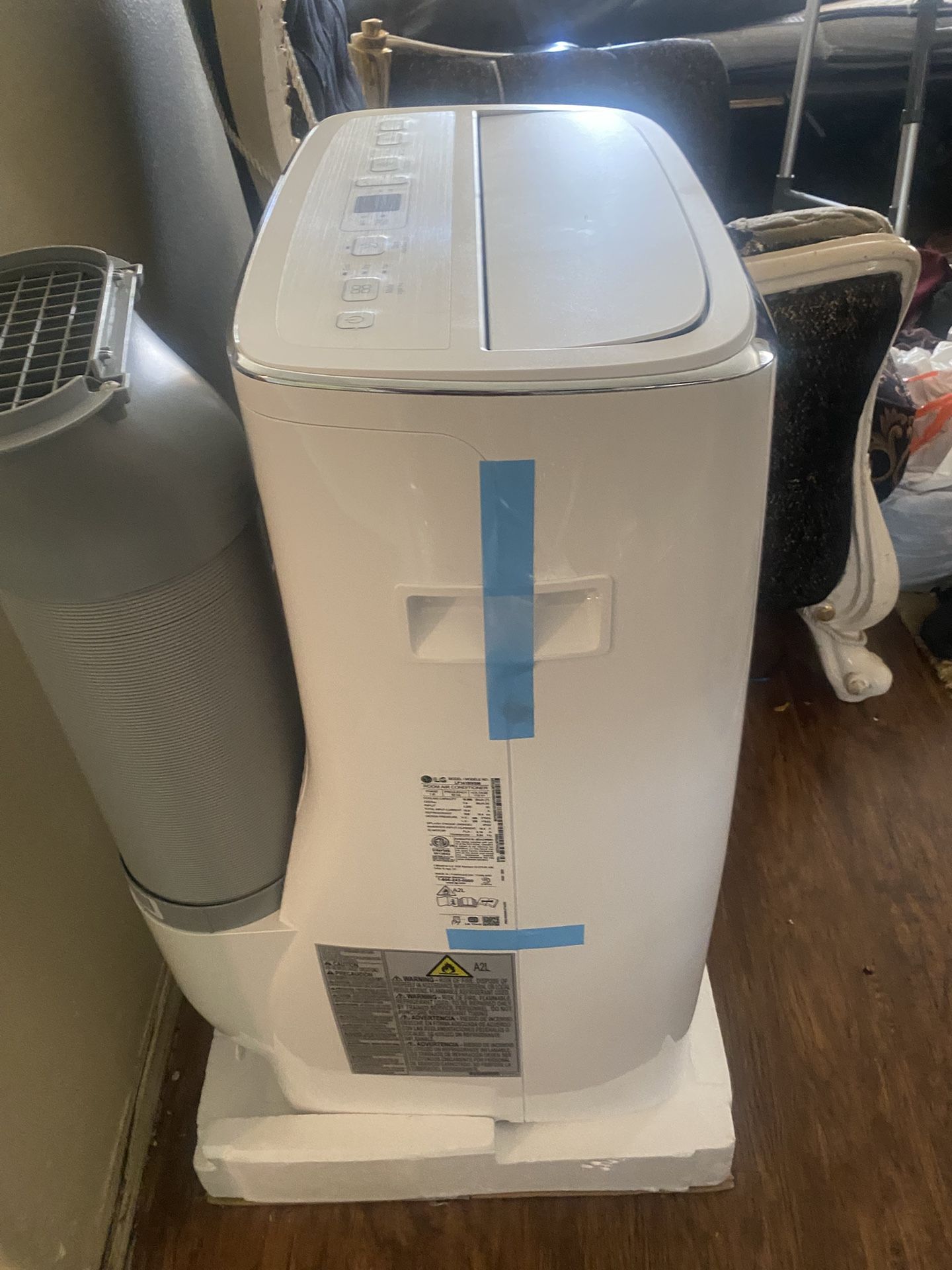LG PORTABLE AIR CONDITIONER 10000 BTU