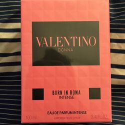 Valentino Born in Roma Perfume for women