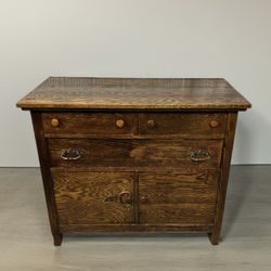 Antique Quarter-Sawn "Tiger Oak" Washstand / Commode