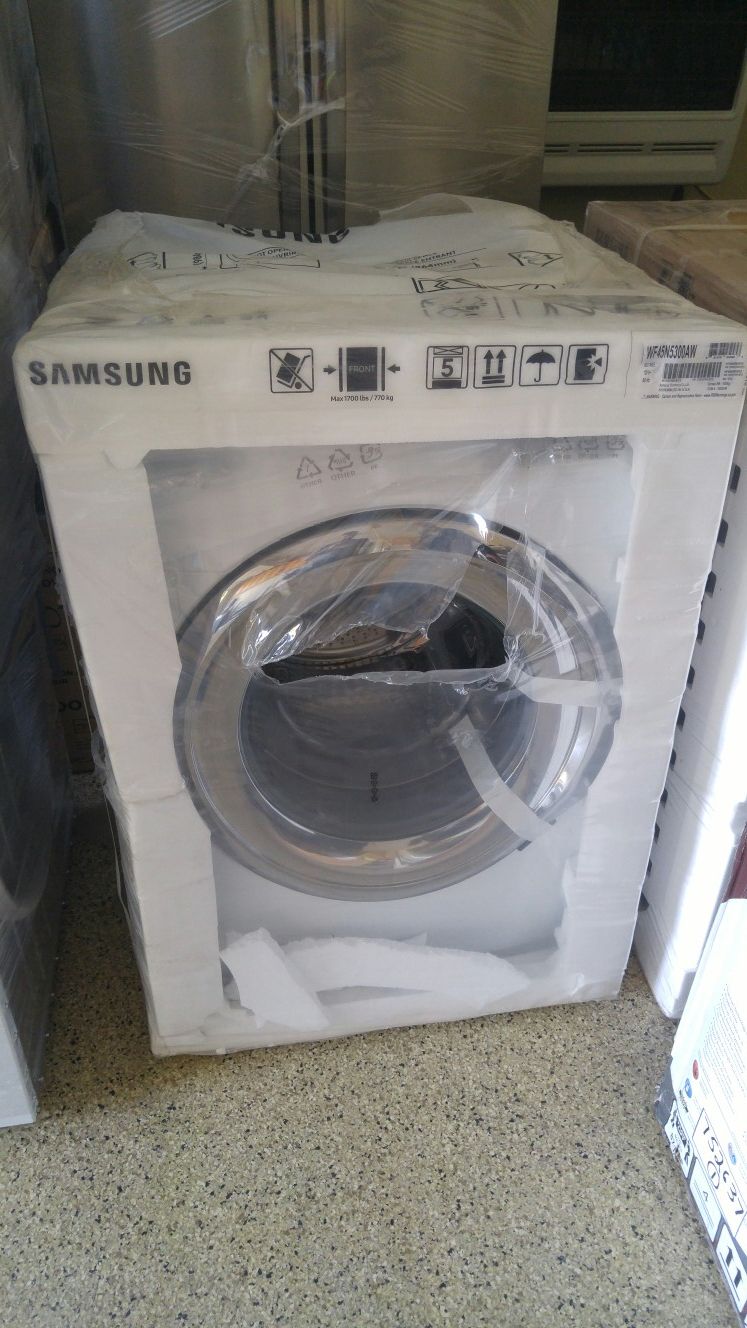 Samsung - 4.5 Cu. Ft. 8-Cycle Front-Loading Washer - White