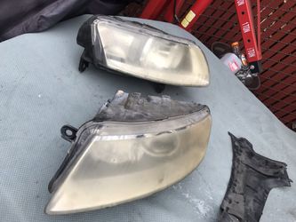 Audi A6 2006 Front Headlights