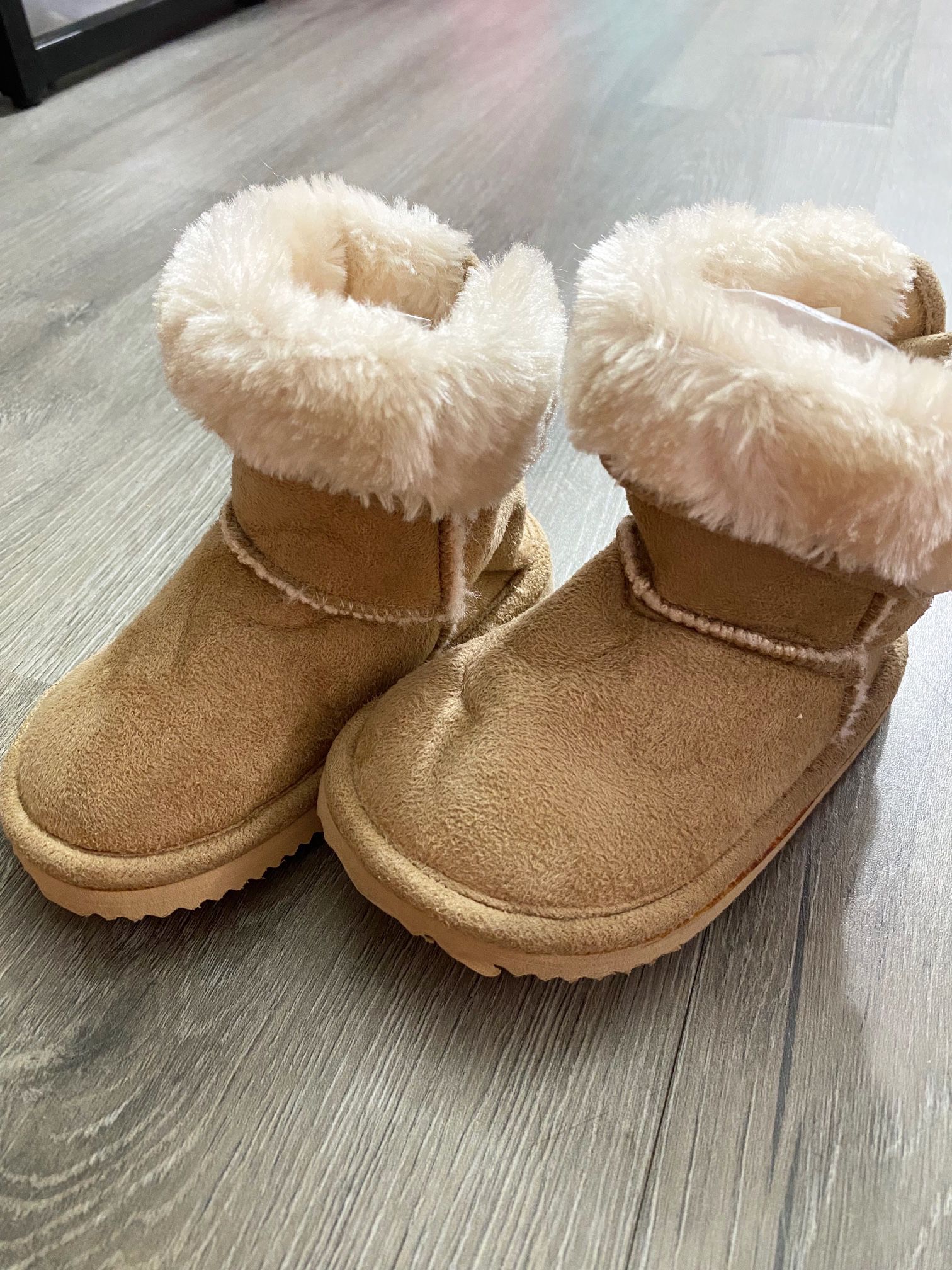 Combo 2 Baby Girl Shoes (H&M) Sz 4-5 US