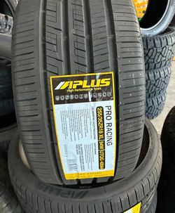 255/35/18 SET De Llantas Ht