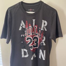 Jordan Retro Tear Away Bulls Jersey T Shirt Size M